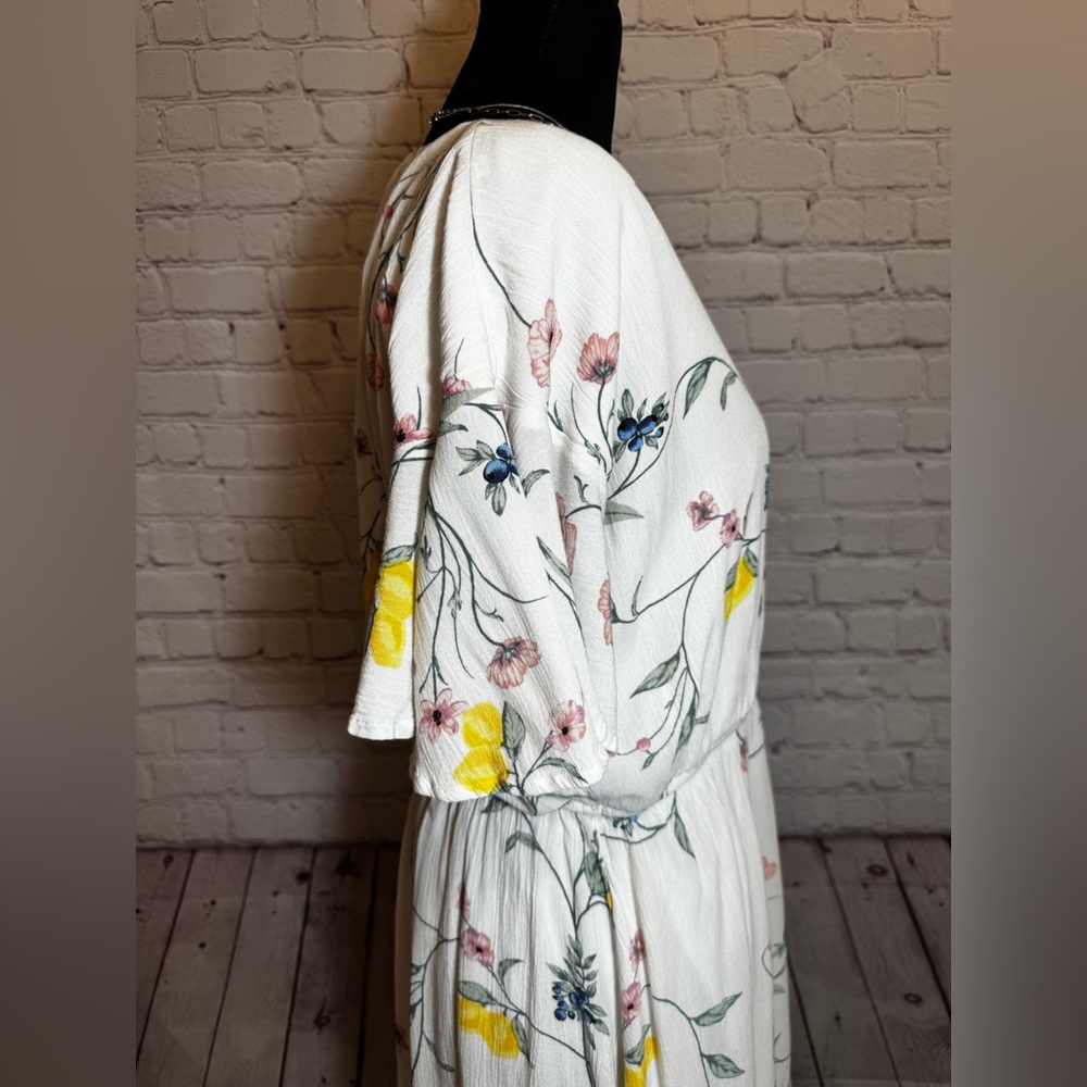 LC Lauren Conrad White Floral Mini Dress Sz L - Picture 9 of 16